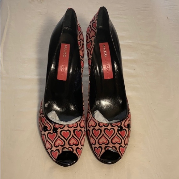 NIB MARC JACOBS FAB HEARTS PINK 9 - Picture 10 of 13